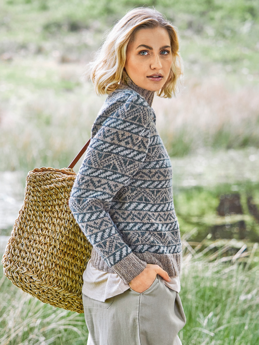 Modellansicht Bild 1: Rollkragenpulli im Fair-Isle-Style