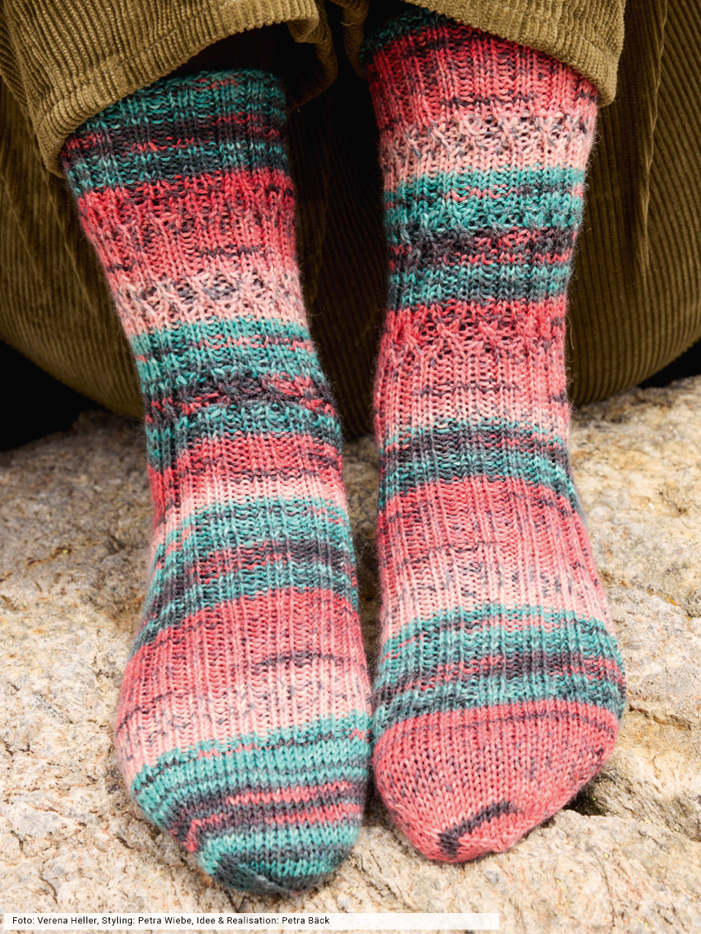 Socken im Farbverlauf Modellansicht Bild 1: Socken im Farbverlauf