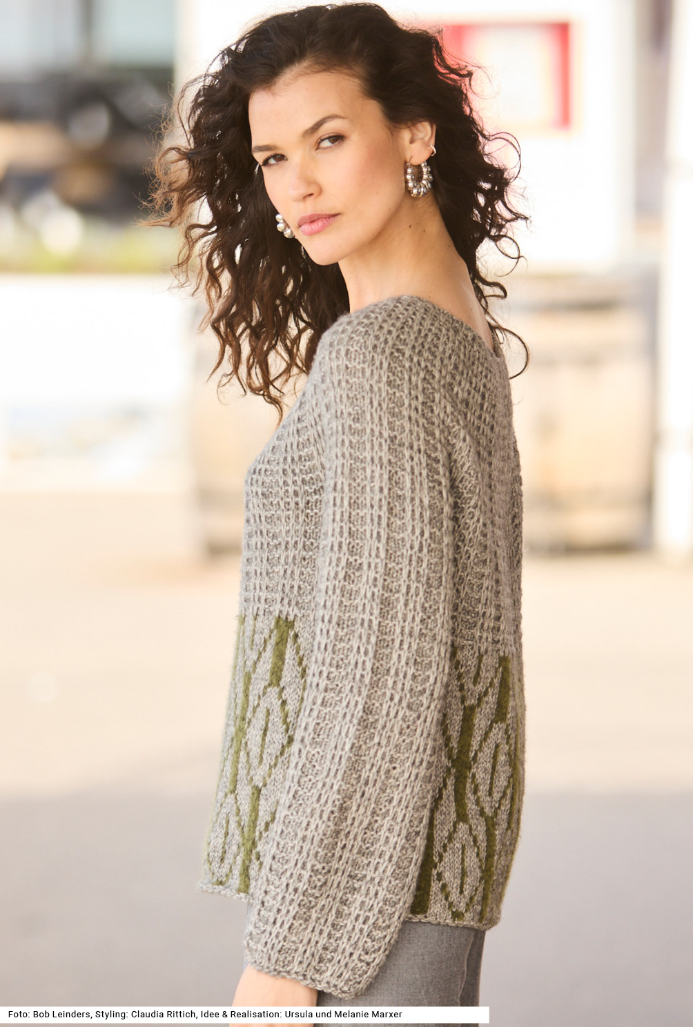 Modellansicht Bild 3: Pulli mit Rundpasse und Jacquardmuster