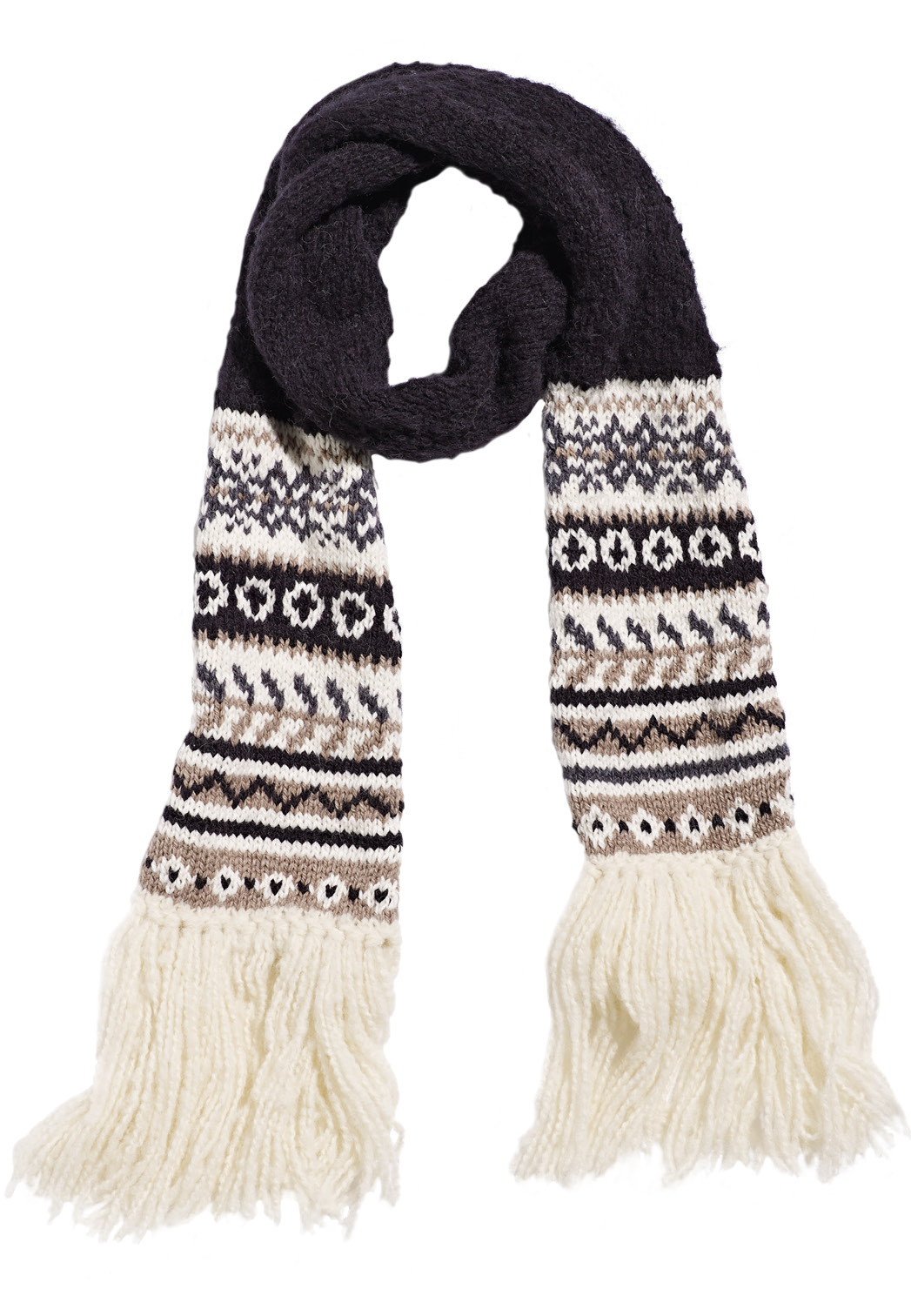 Modellansicht Bild 2: Voluminöser Schal und passende Mütze