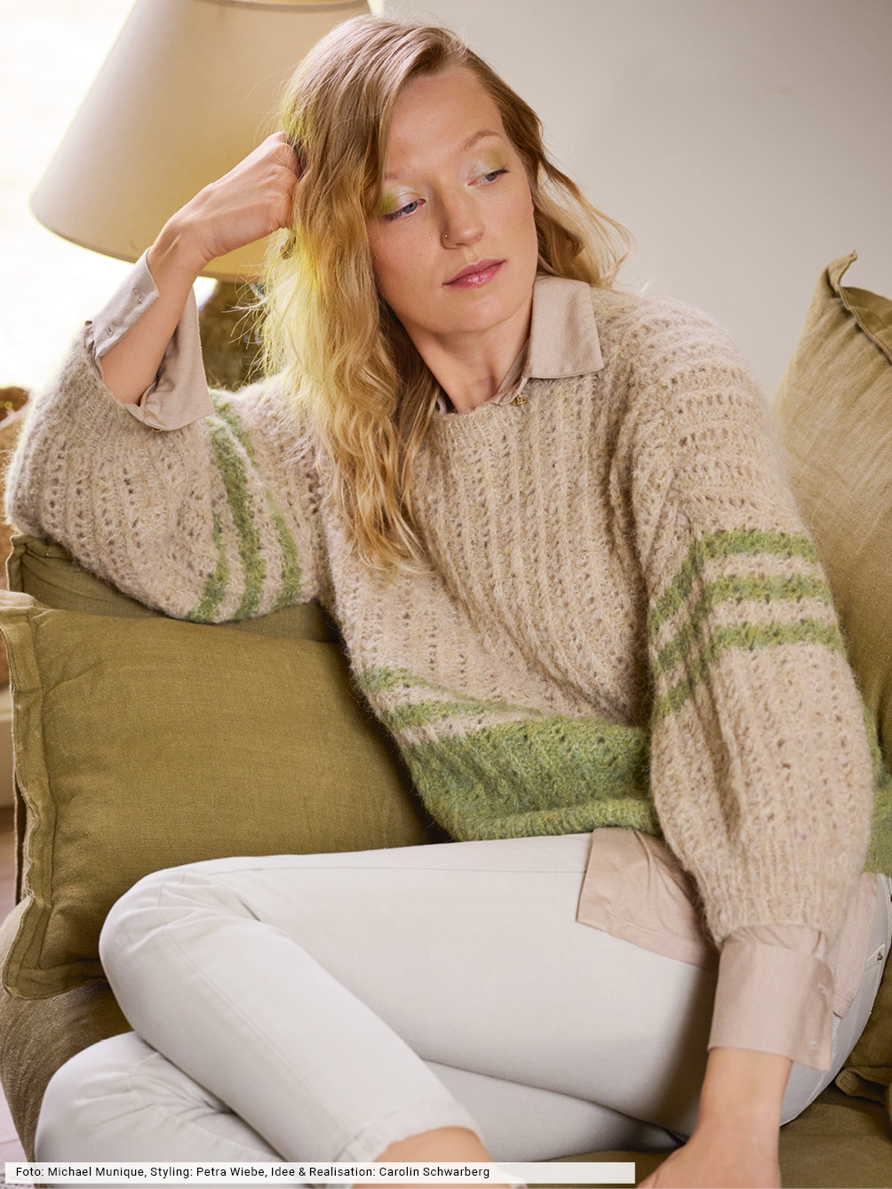 Modellansicht Bild 1: Pulli im Rippen-Lochmuster