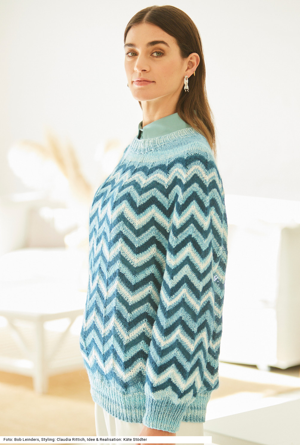 Modellansicht Bild 3: Pulli im Zickzackmuster