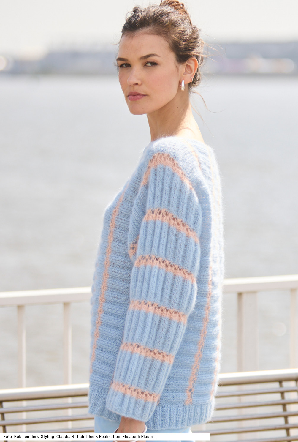 Modellansicht Bild 3: Quergestrickter Pullover