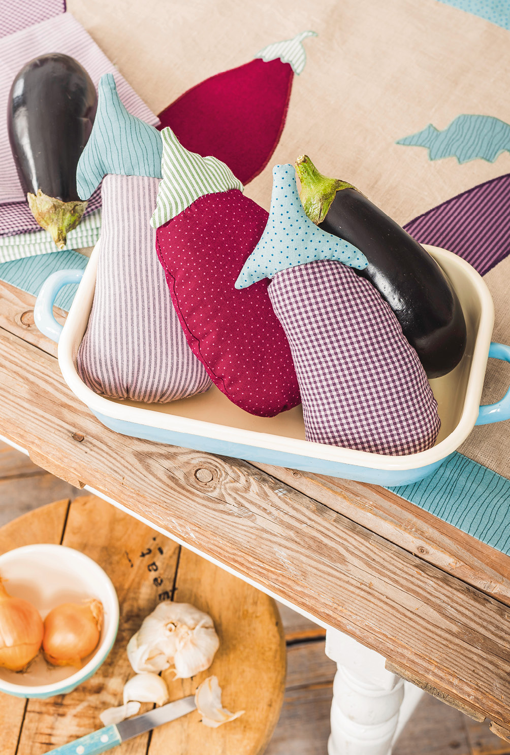 Modellansicht Bild 11: Genähte und bestickte Küchenhelfer, Accessoires und Deko-Objekte im Gemüsedesign