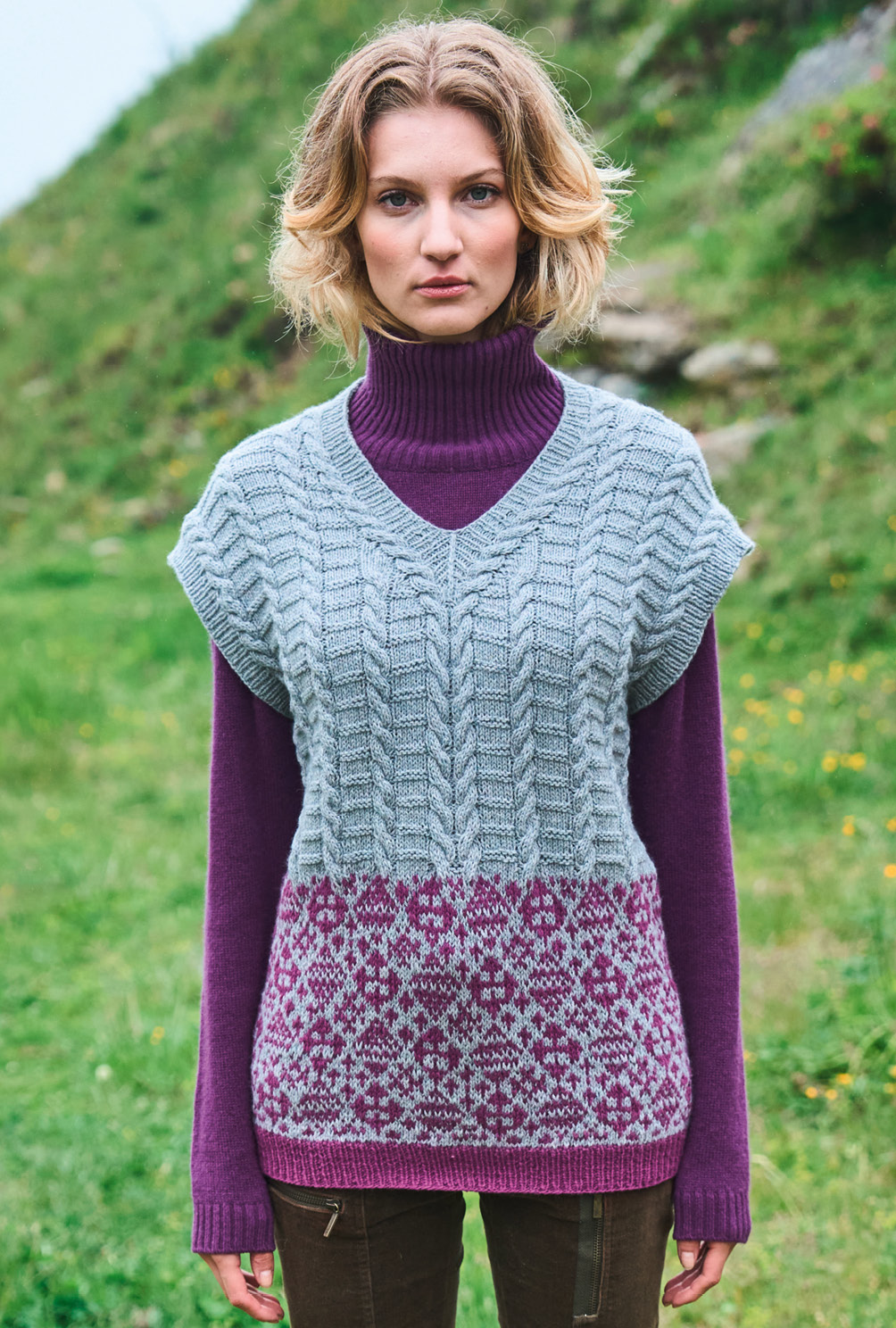 Modellansicht Bild 3: Pullunder mit Jacquardblende