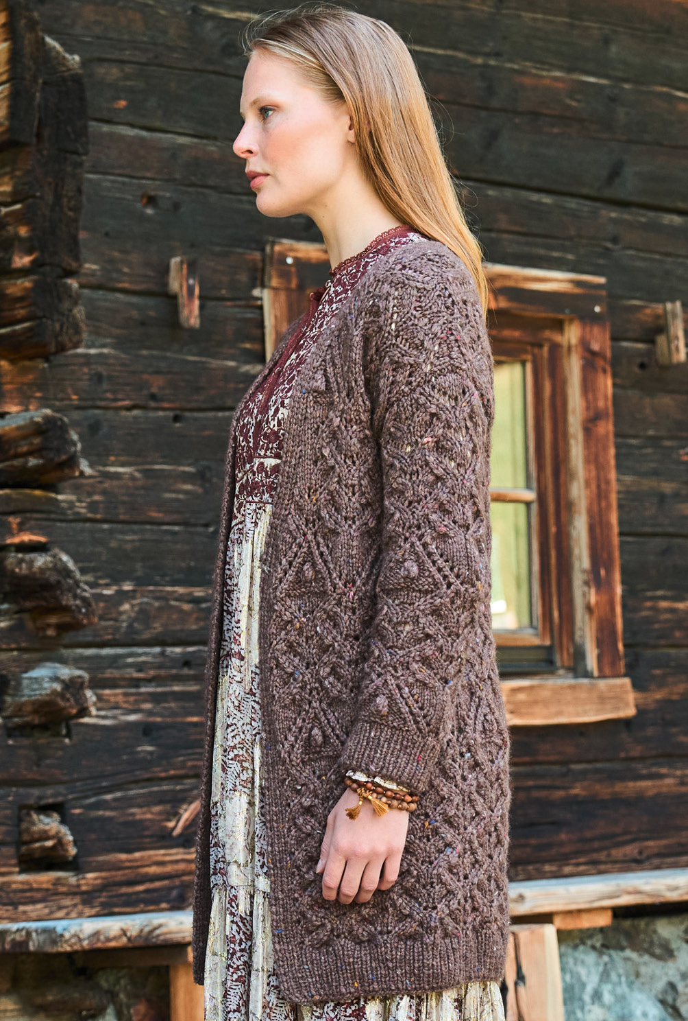 Modellansicht Bild 4: Jacke im Mustermix