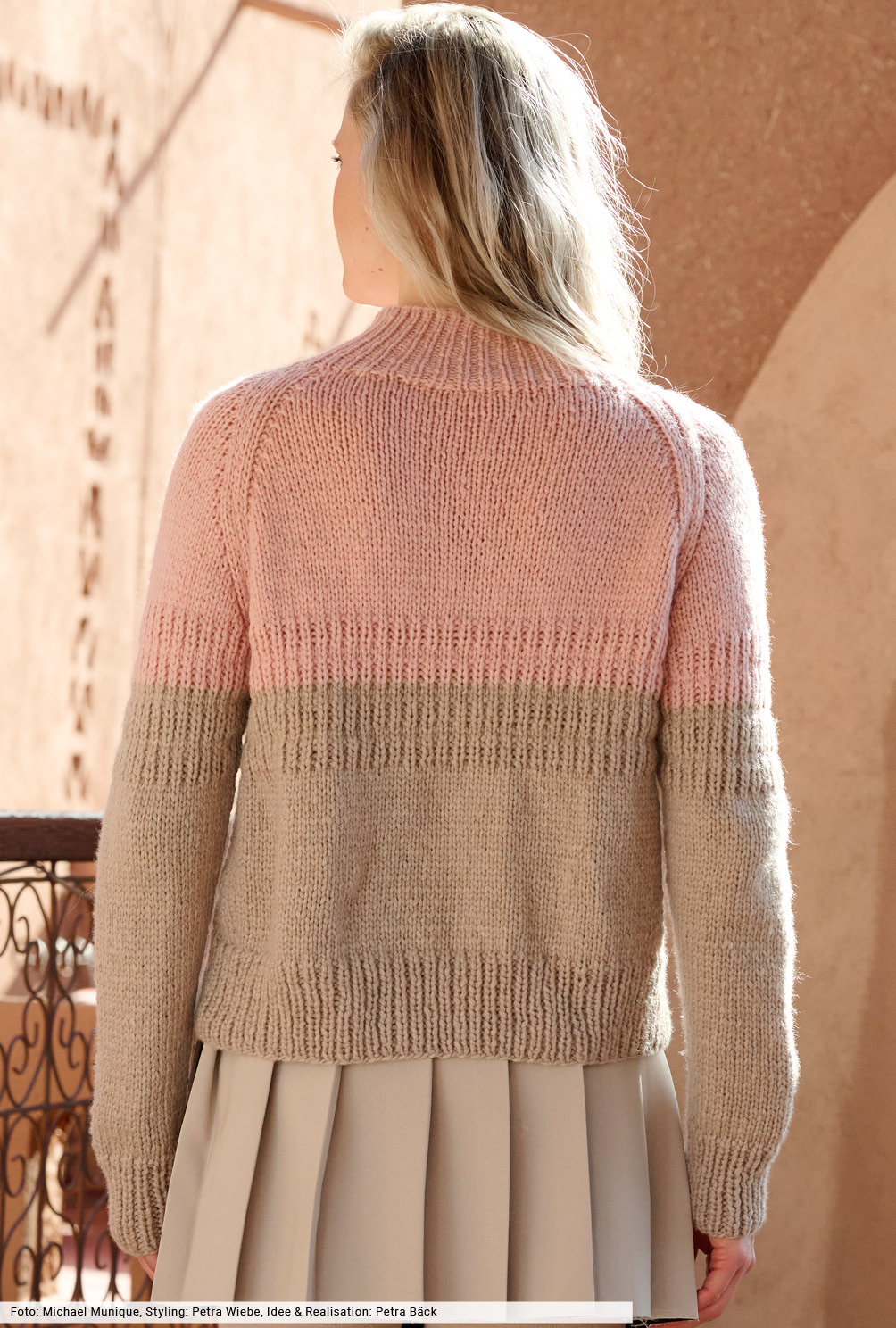 Modellansicht Bild 5: Zweifarbiger Raglanpulli