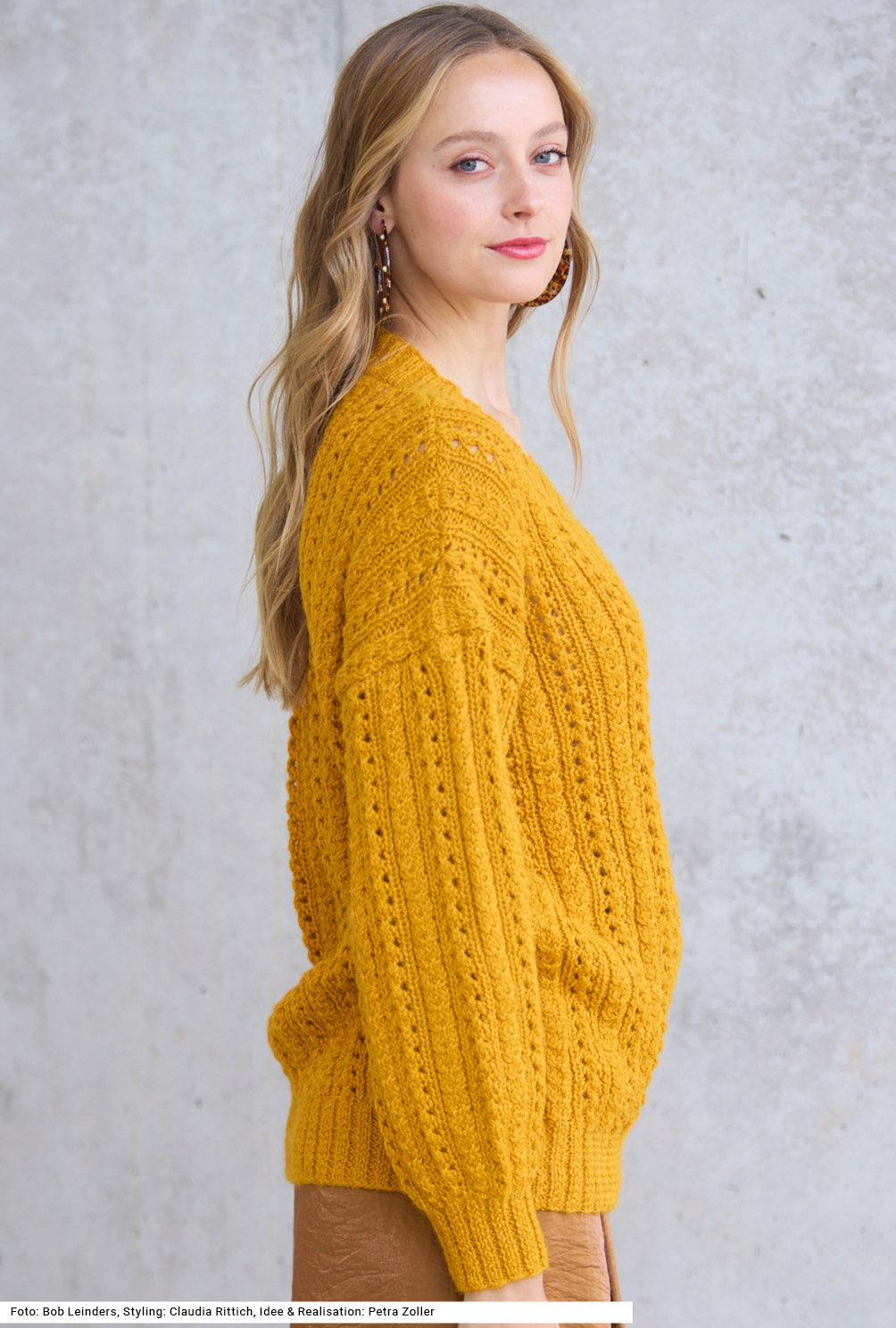 Modellansicht Bild 4: Pulli mit V-Ausschnitt