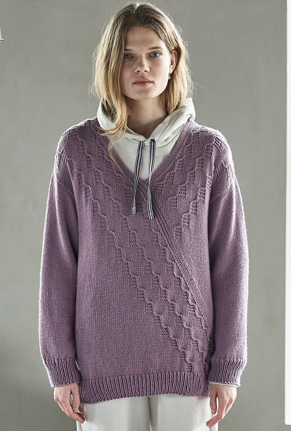 Asymmetrischer Pulli in Lila