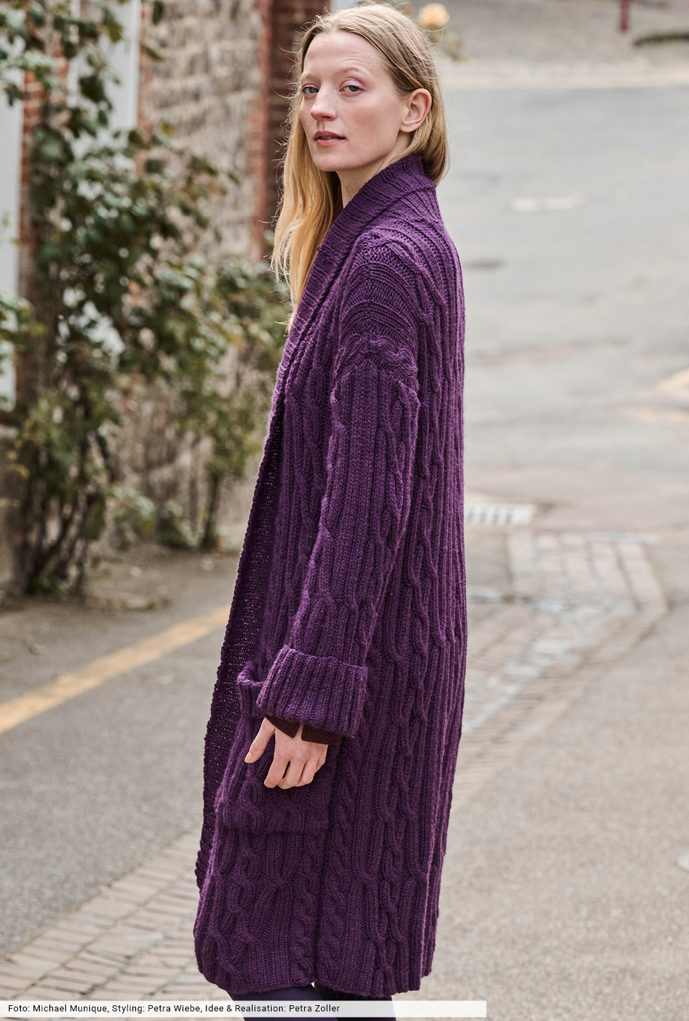 Modellansicht Bild 3: Mantel mit aufgesetzten Taschen