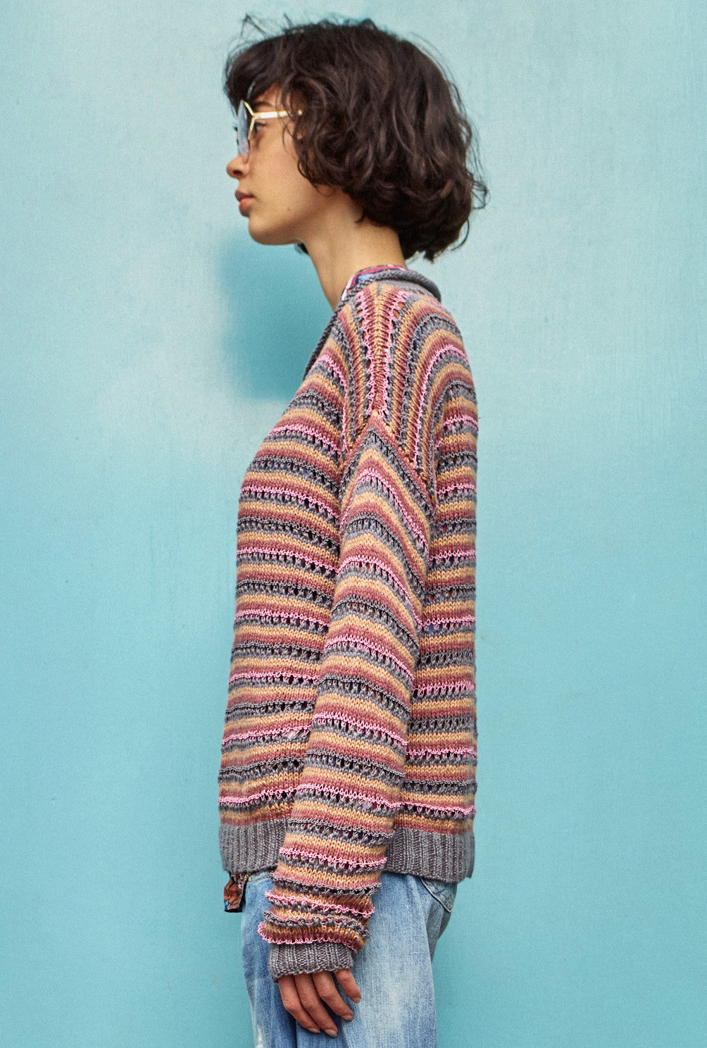 Modellansicht Bild 7: Ringelpulli mit Matt-Glanzeffekten