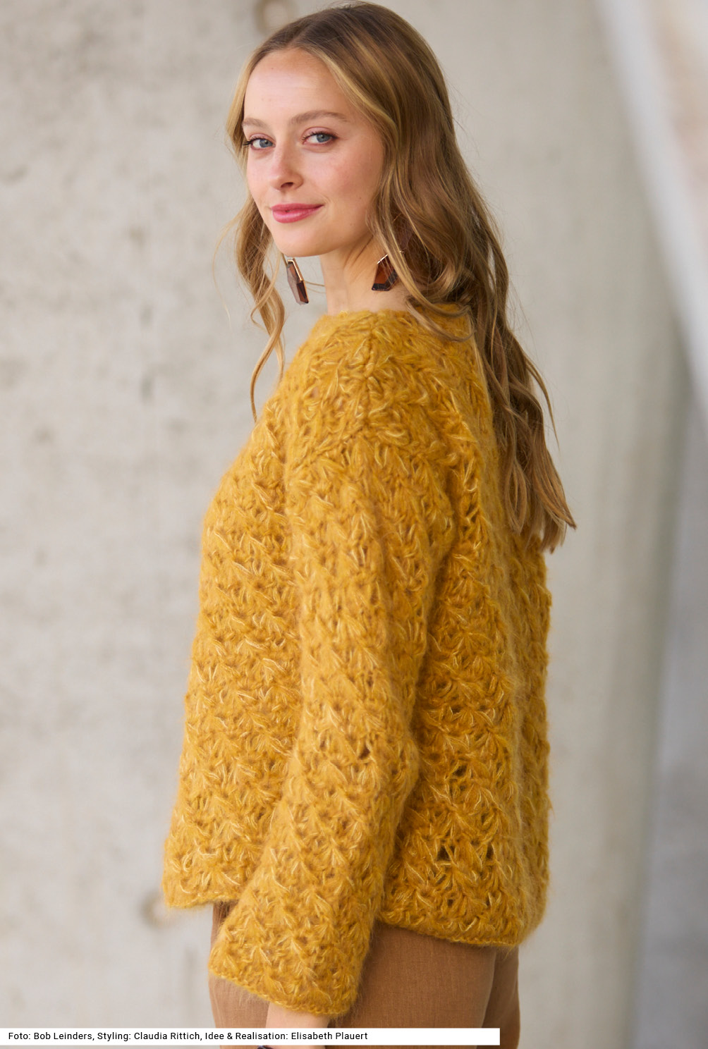 Modellansicht Bild 3: Pulli im Schlingenmuster