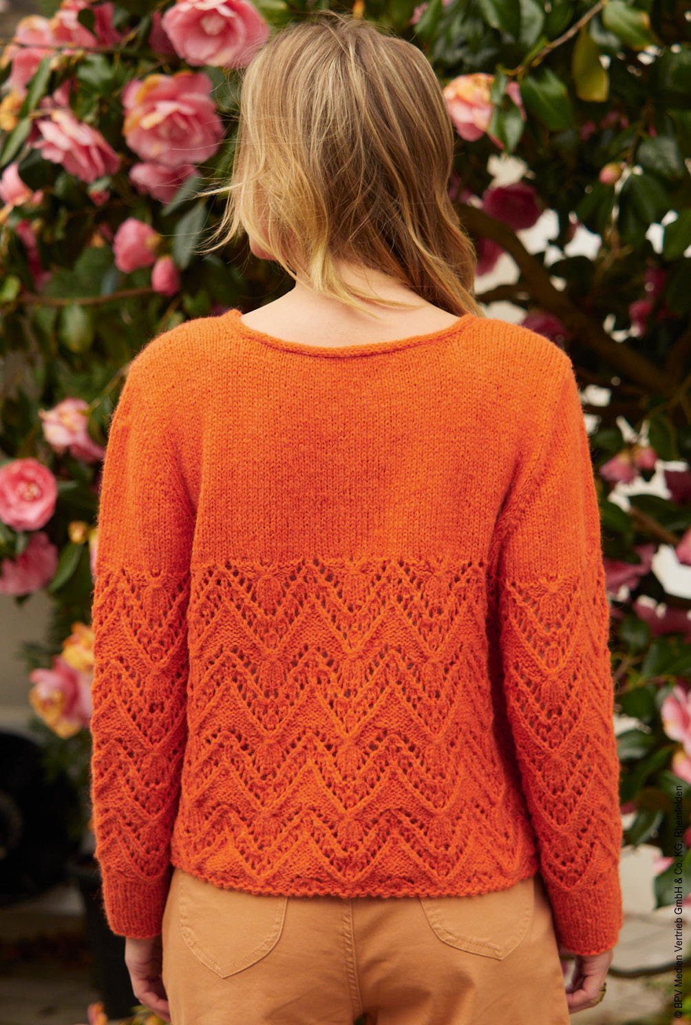 Modellansicht Bild 5: Pullover mit zackenmuster in Orange