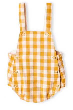 Gelb-weiß kariertes Muster, modisch, Knopfleiste, Latzhosenschnitt, DIY-Look.