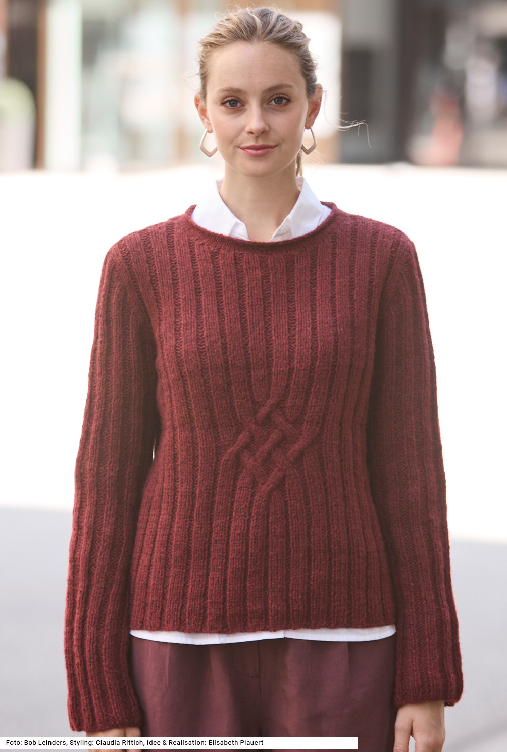 Modellansicht Bild 2: Pullover mit Rippenmuster