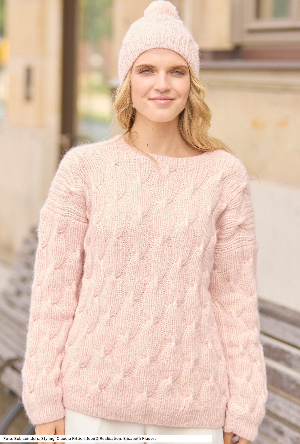 Modellansicht Bild 2: Pulli und Mütze mit Zopfmuster
