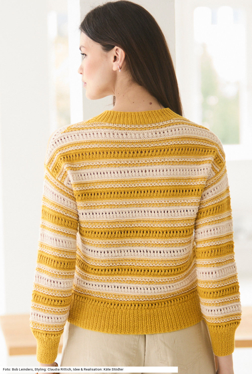 Modellansicht Bild 5: Pulli im Strukturmuster