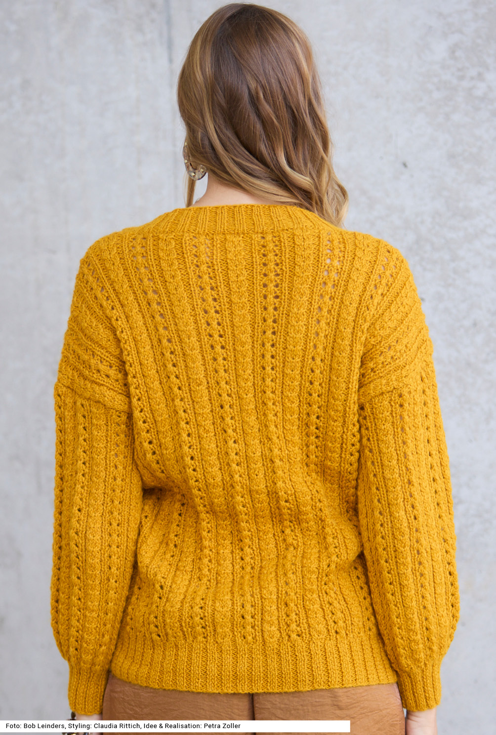 Modellansicht Bild 5: Pulli mit V-Ausschnitt