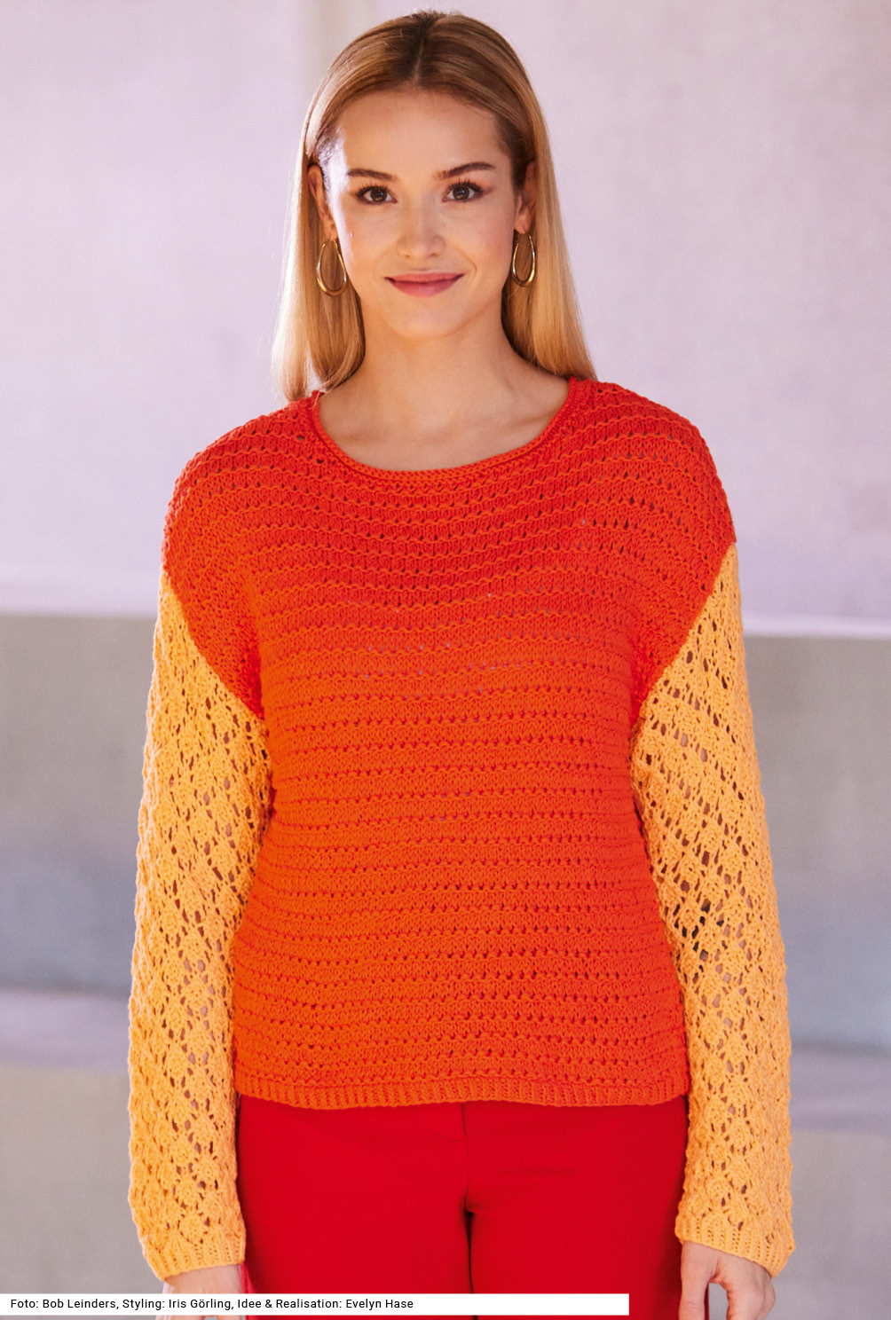 Pulli mit Ajour- und Querrippenmuster in Orange und Korallenrot