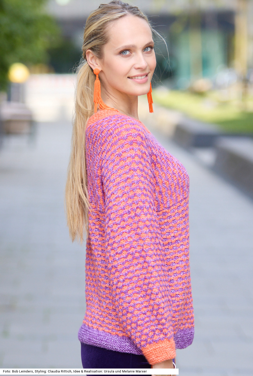 Modellansicht Bild 4: Pulli mit quergestrickter Passe