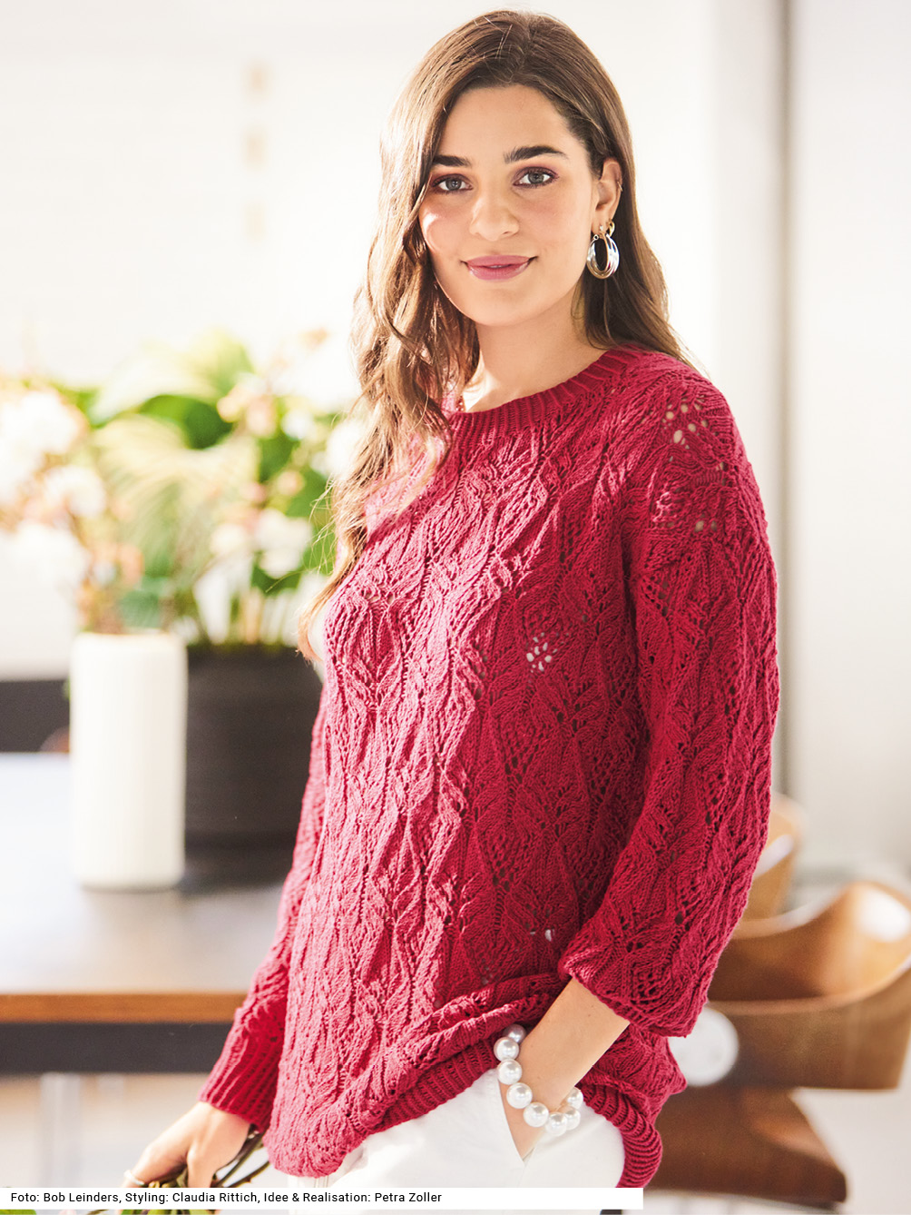 Modellansicht Bild 1: Pulli im Ajourmuster